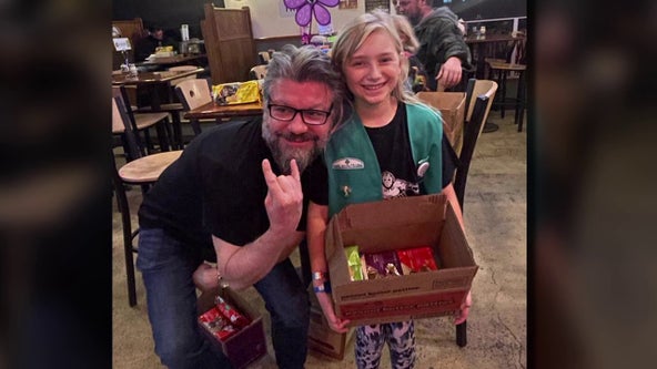 Stranger buys 1,000 cookies from Girl Scout troop – then gives them away