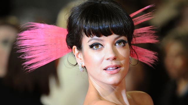 UK singer Lily Allen jokes having kids 'totally ruined' her career