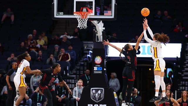 Battle’s career night leads Gophers past Rutgers in Big Ten Tournament