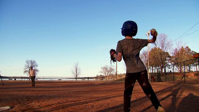 Minnesotans soak up extra hour of sun after Daylight Saving Time