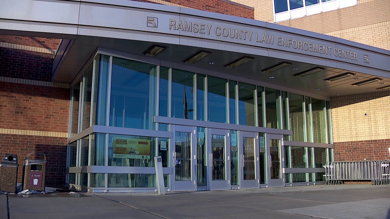 Ramsey County sheriff's deputy charged in child solicitation sting