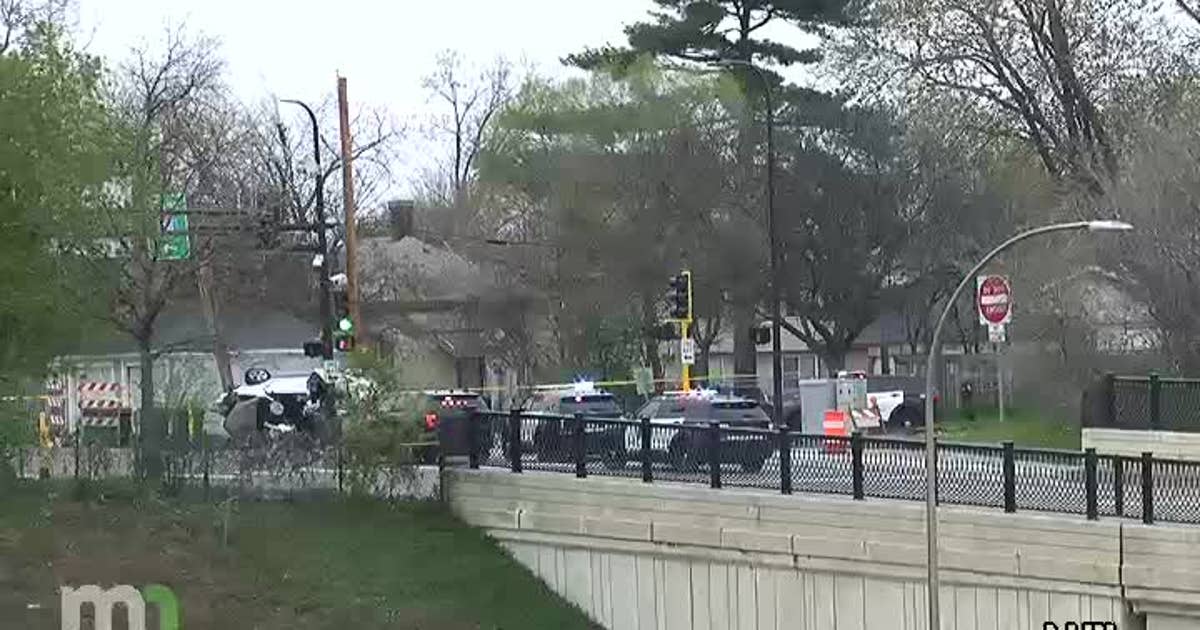 5 women hurt in rollover crash in Minneapolis | FOX 9 Minneapolis-St. Paul