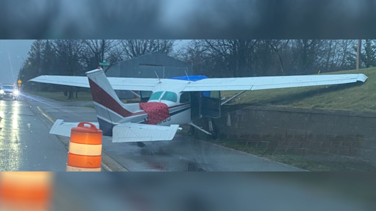 Northern Minnesota plane crash leaves pilot airlifted to hospital | FOX