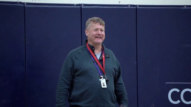 Legendary Minnesota coach retires as 3 players head to Paralympics