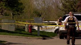 2 Carver County deputies shoot suspect armed with knife, BCA investigating