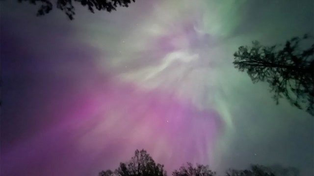 Northern Lights dazzle in Minnesota Friday evening: Photos
