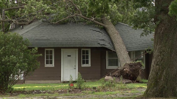 5 tornadoes reported in southern WI during storms