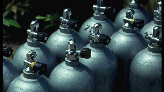 SCUBA diver dies while trying to recover sunken machinery in St. Louis County