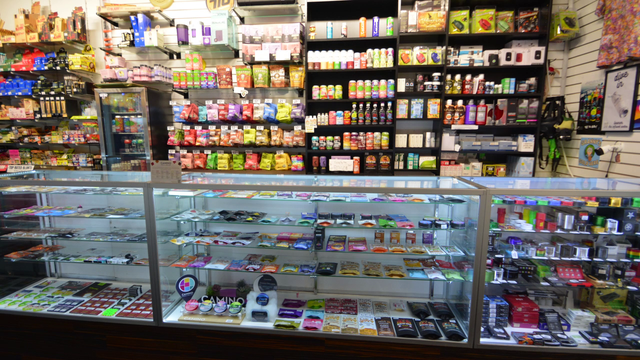 Minneapolis marijuana business, growing restrictions approved by leaders