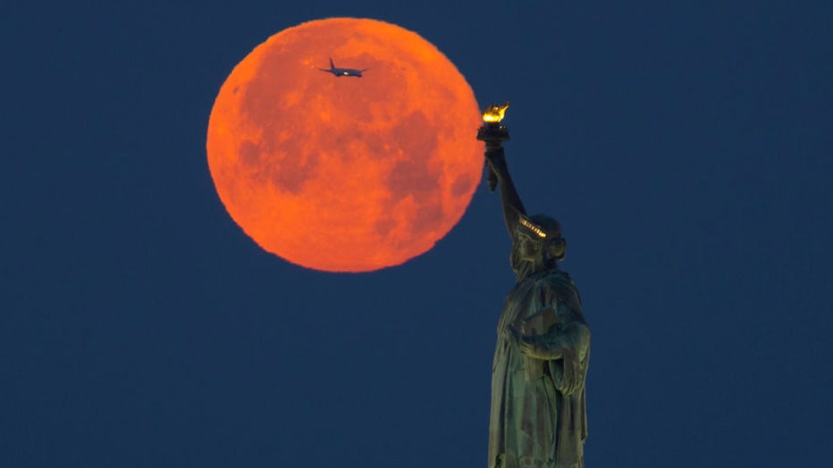 Full 'Strawberry Moon' welcomes first day of summer | FOX 9
