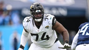 Vikings acquire left tackle Cam Robinson from Jaguars to replace Christian Darrisaw