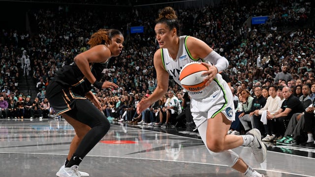 Minnesota Lynx advance to WNBA Finals after 88-77 win over Sun