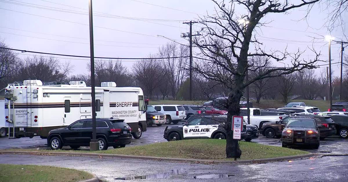 Man arrested in Oakdale after firing gun, barricading himself in home ...