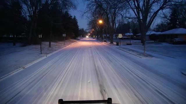 MN weather: Overnight snow creates slick road conditions Monday morning