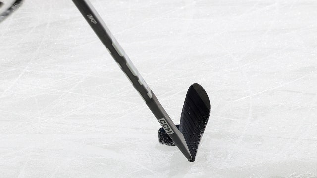 Mankato West hockey team’s stolen stick bag recovered by police
