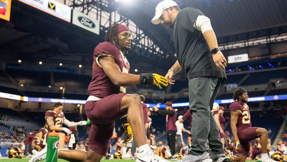 Gophers promote Danny Collins to defensive coordinator