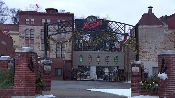 Community mourns closing of historic Leinenkugel’s brewery