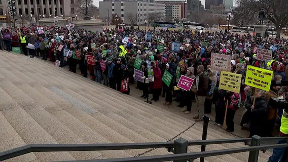 March for Life rally gathers at MN Capitol on Roe v. Wade anniversary