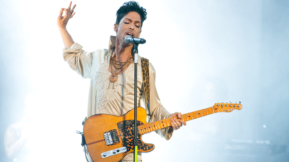 MN lawmakers want to add Prince, Dylan tunes as official state songs