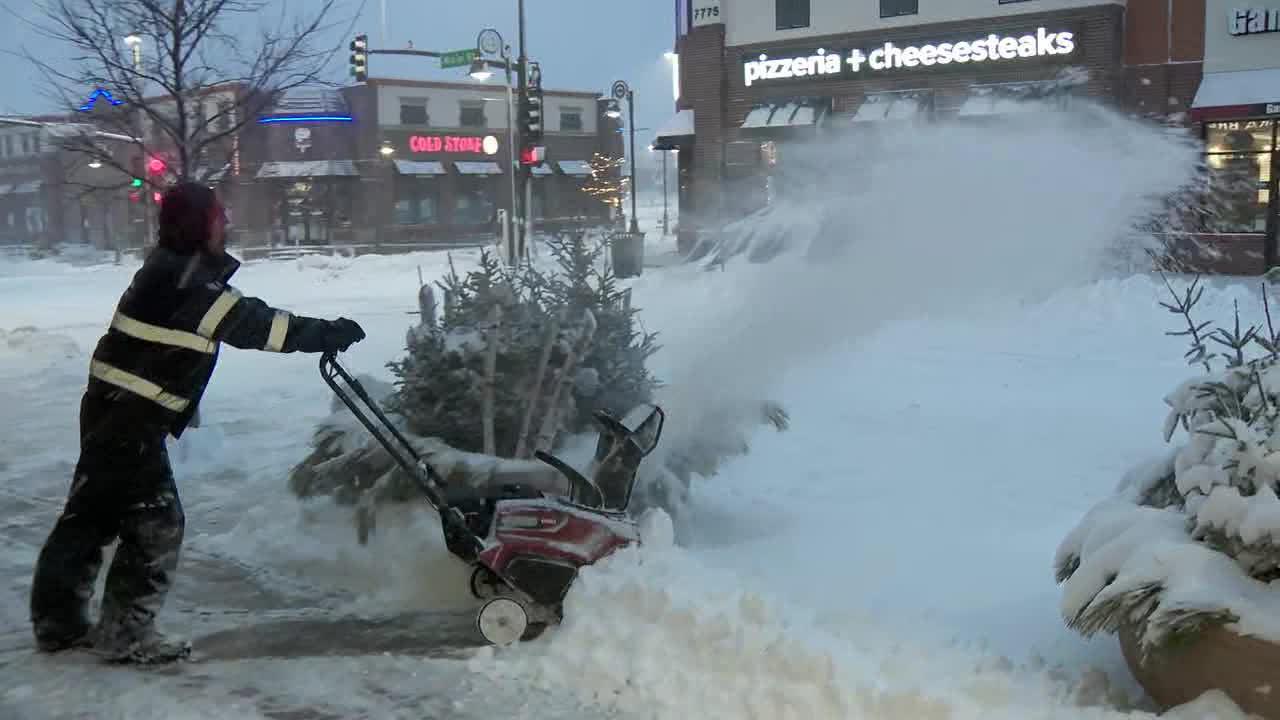 Minnesota Snowstorm Strands 111 Vehicles, Declares Emergency