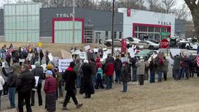 'Tesla Takedown' protests come to Twin Cities dealerships