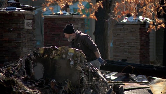 Expert suggests structural issue or medical emergency might have downed plane in Brooklyn Park