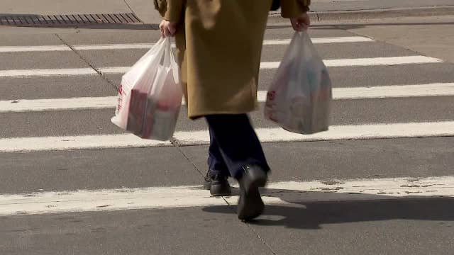 Decriminalizing jaywalking crashes into police opposition