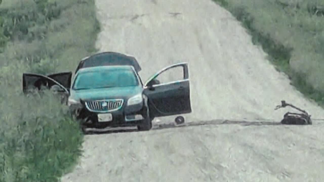 MN lawmakers shooting key evidence: Abandoned Buick purchased on the run