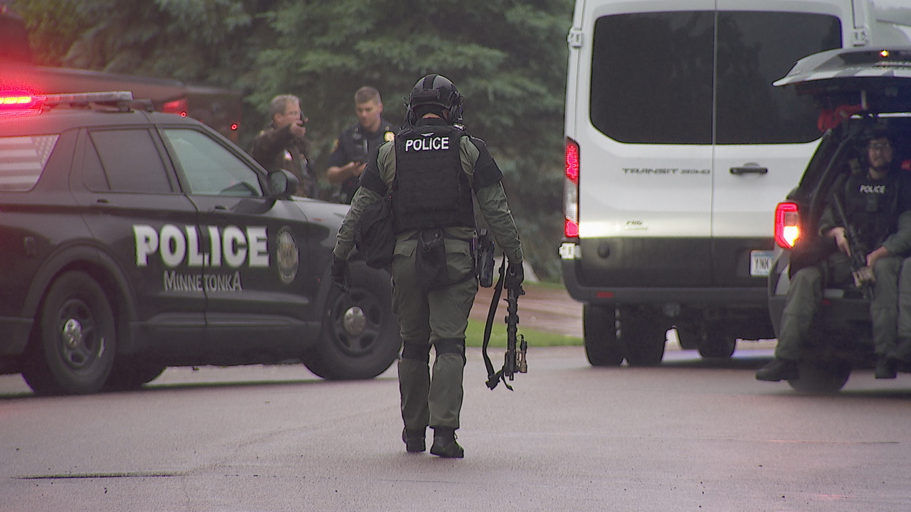 MN lawmaker shootings: Gabby Giffords 'horrified' by shooting