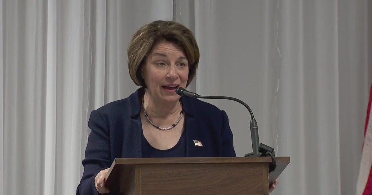 Sen. Klobuchar files first steps toward running for Minnesota governor