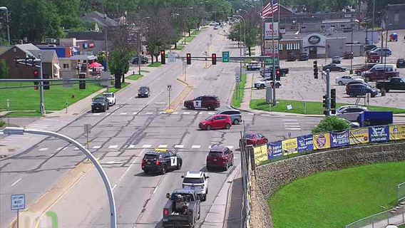 Gas leak closes Highway 61 in downtown Hastings