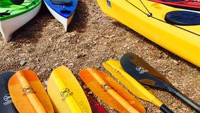 8 kayakers rescued after getting stranded on Sauk River