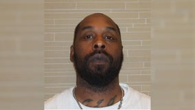 St. Cloud police search for stabbing suspect, woman in critical condition