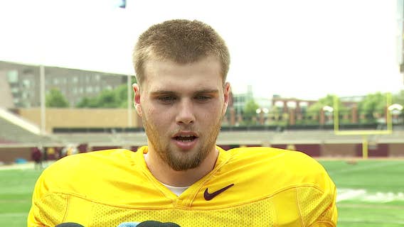 Why Gophers QB Drake Lindsey compares his play to golf