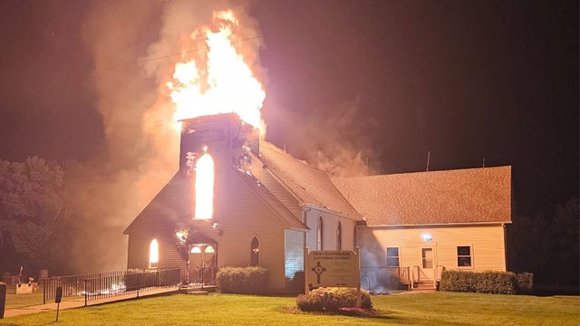 132-year-old Minnesota church destroyed in fire