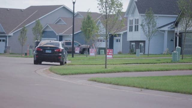 Lennar homeowners protest company's response to leaky windows in new developments