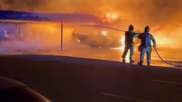 St. Paul carport fire: Police investigate possible arson