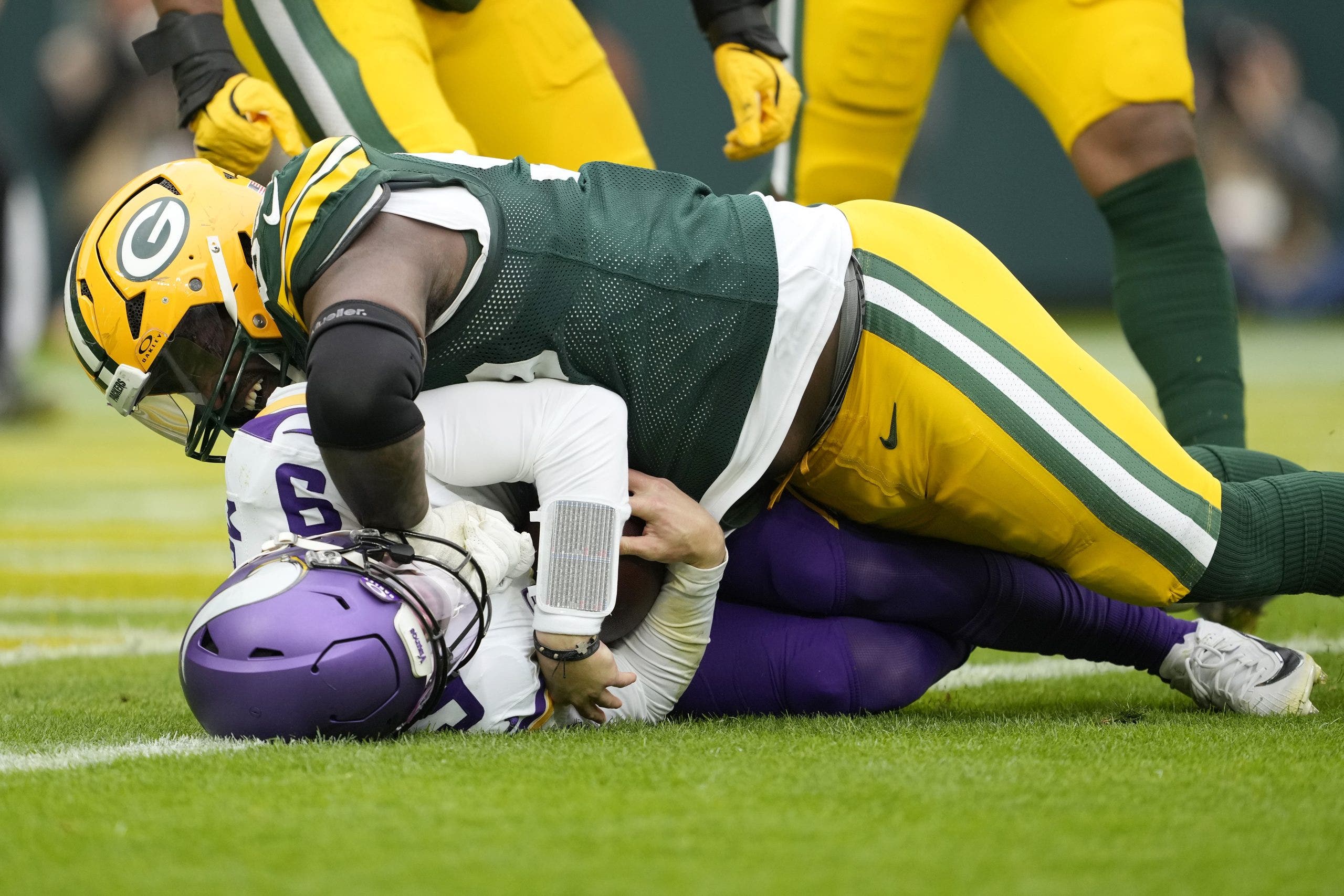 J.J. McCarthy in concussion protocol after Vikings’ loss at Packers