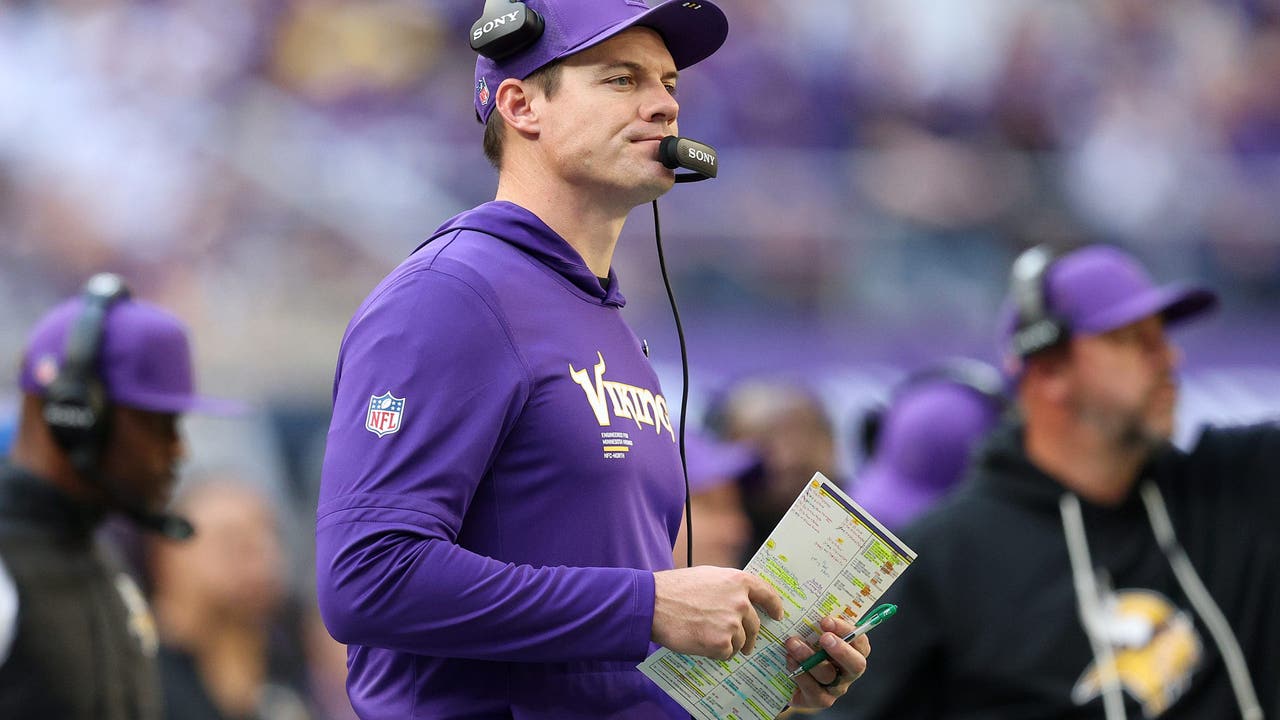 J.J. McCarthy's rally from rough start not enough, Vikings lose to Bears 19-17