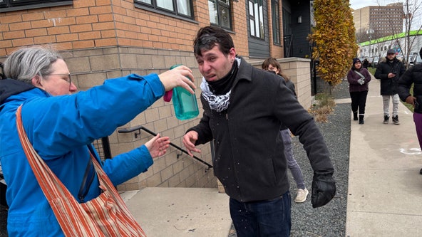 ICE, federal agents respond to St. Paul business; protesters hurt