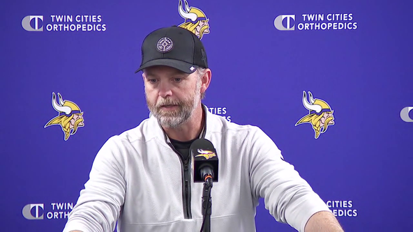 Vikings OC Wes Phillips calls 8 false starts ‘embarrassing, losing football’