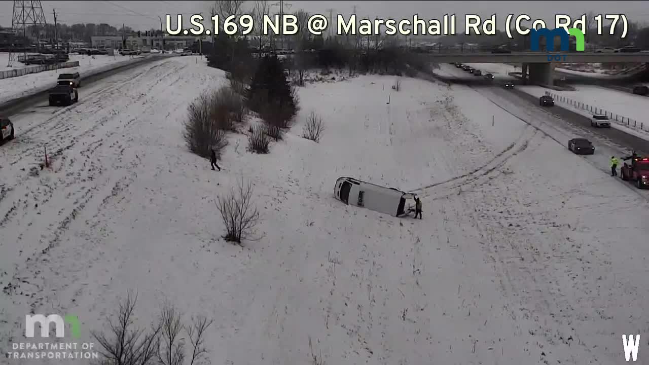 MN weather: Twin Cities roads turn slick as light snow, temperatures fall