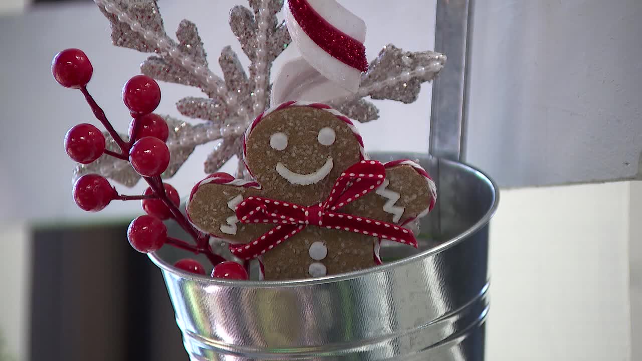 Home décor store in Anoka supports special ed student learning