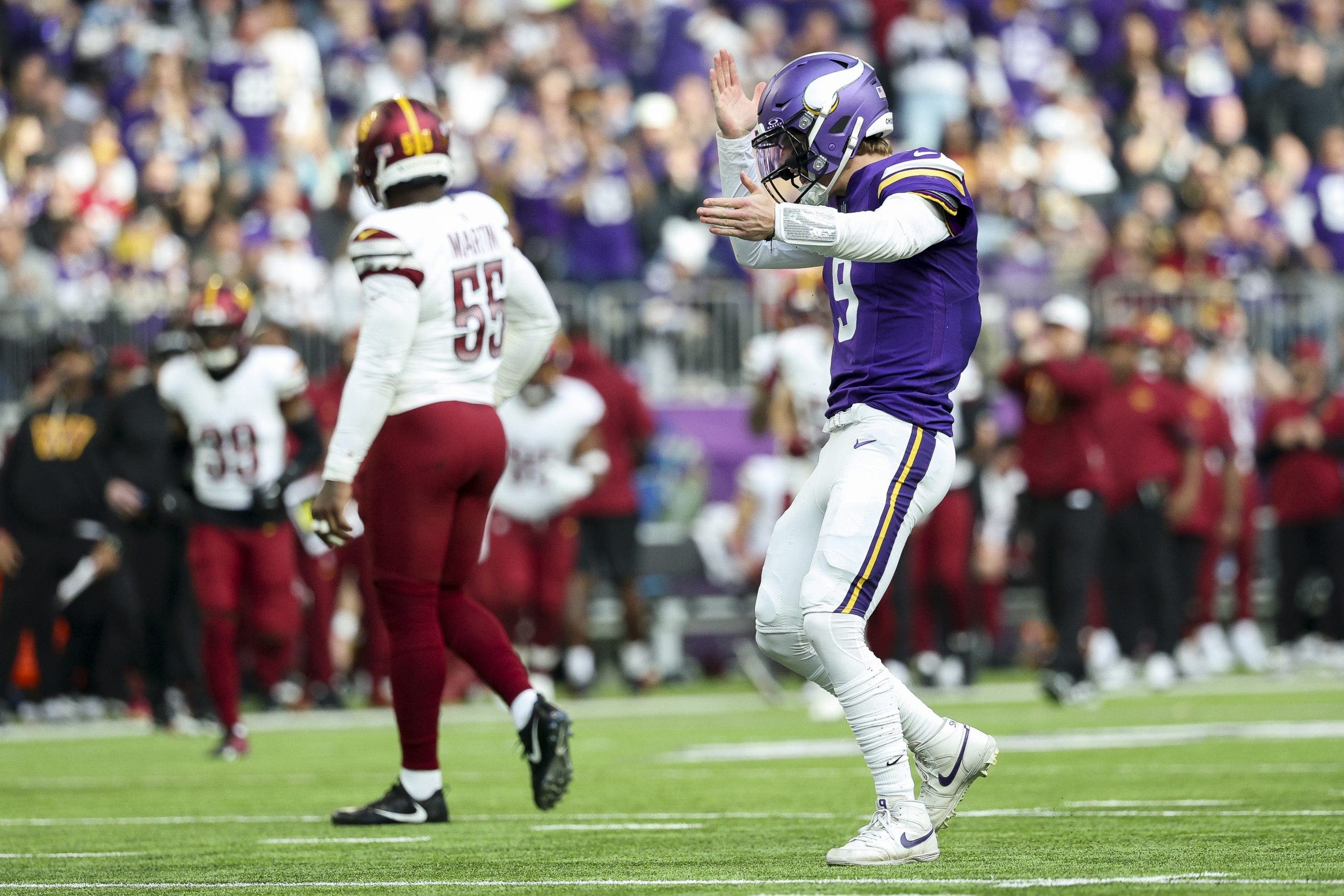 J.J. McCarthy bounces back, Vikings dominate Commanders 31-0