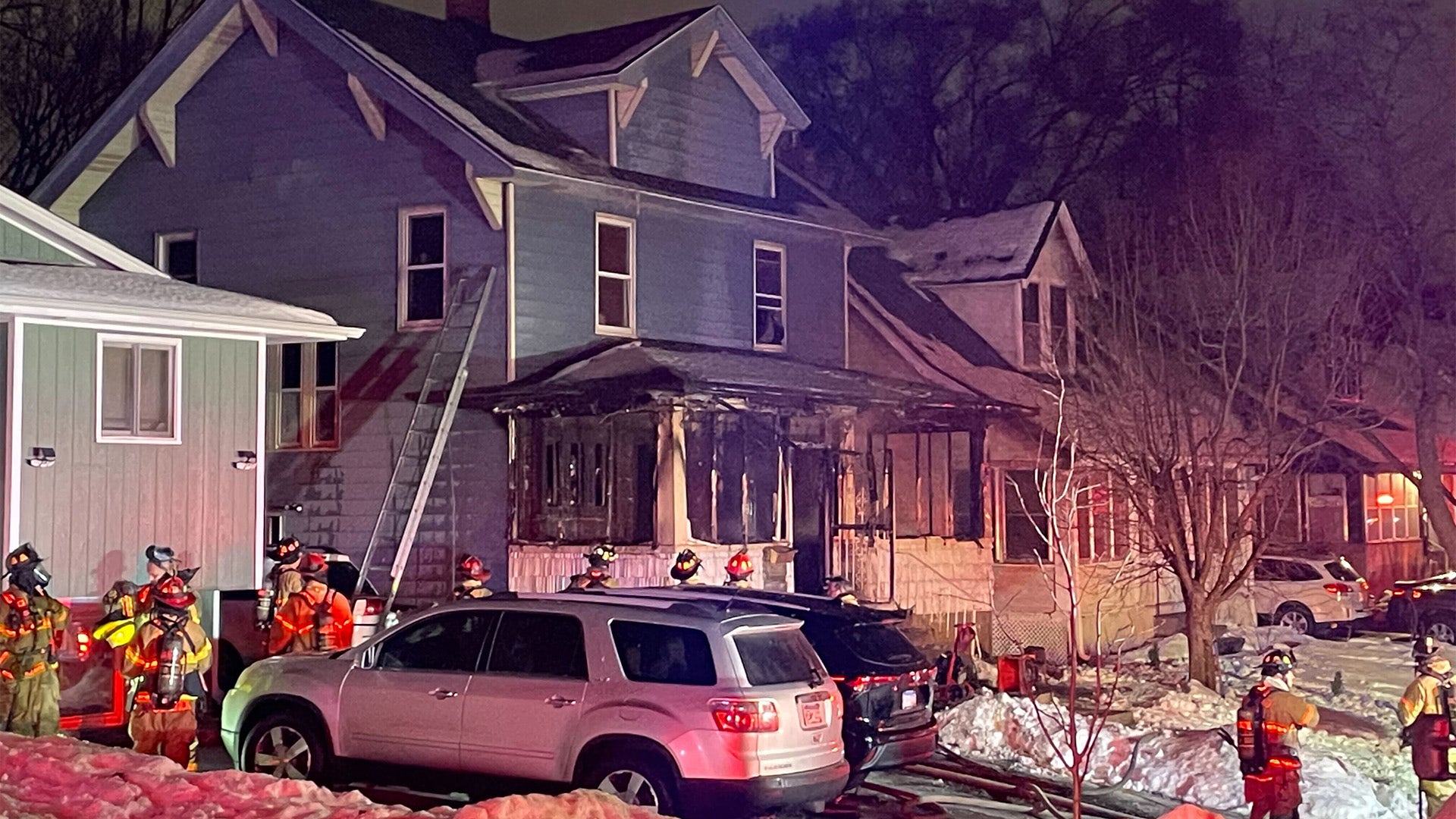 St. Paul fire leaves man dead, 4 people displaced