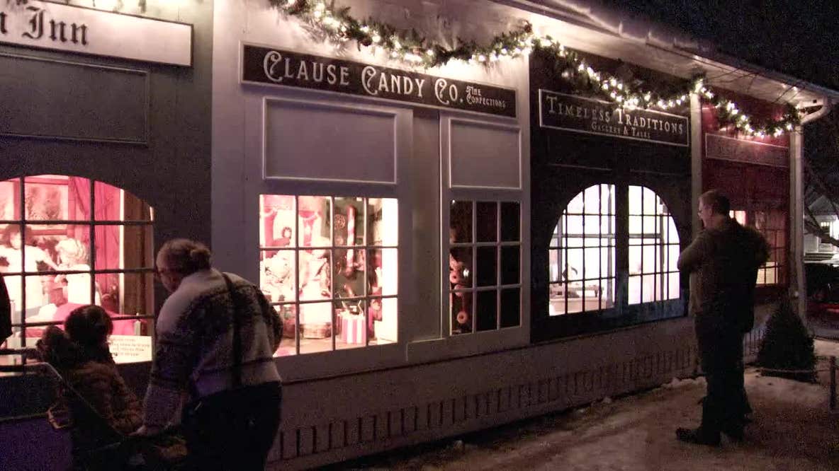 Collectors collaborate on St. Paul Dayton's elves display