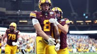 Rate Bowl walk-off: Gophers beat New Mexico 20-17 in OT on Jalen Smith TD