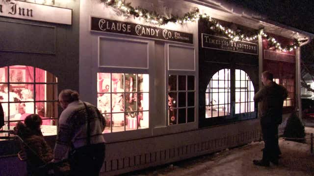 Collectors collaborate on St. Paul Dayton's elves display