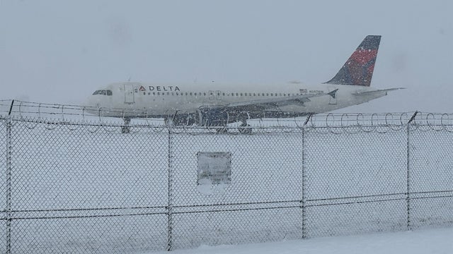 MSP Airport live updates: Flight cancellations, delays, waivers