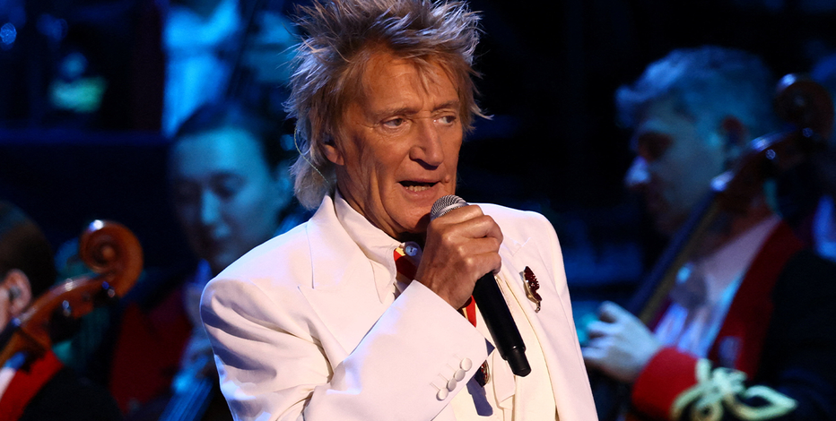 rod-stewart-getty.png?ve=1&tl=1